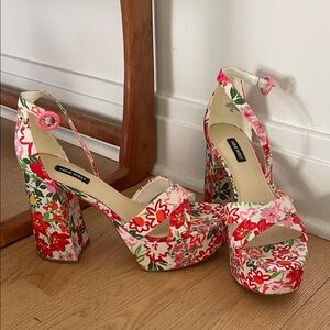 Nine West Multicolor Floral Platform Heels